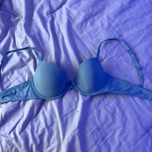 32B T shirt Bra
